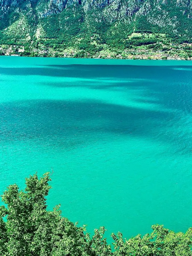 Milly Lake Claino Ferienhaus