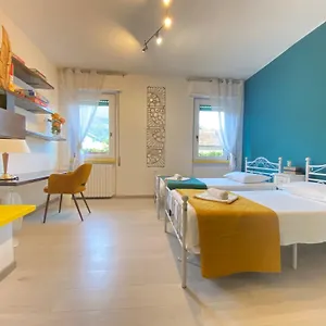 Apartment Clua House, Porto Ceresio